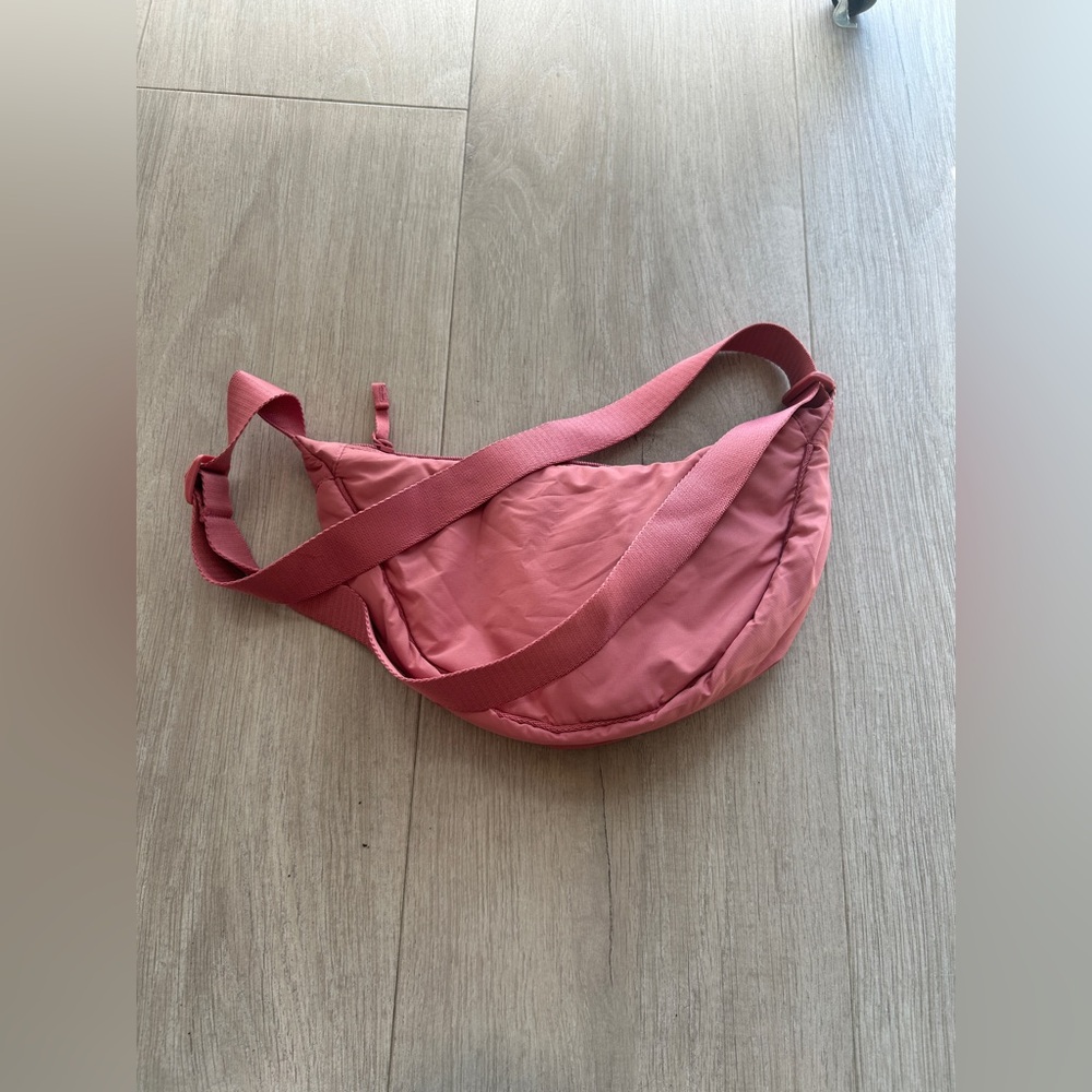 Uniqlo Round Mini Shoulder Bag Pink - Picture 6 of 6